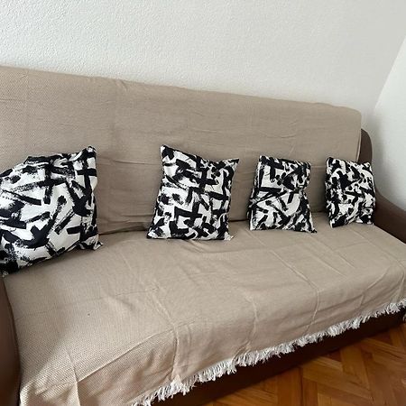 Guest House Rusu Brasov Exterior photo